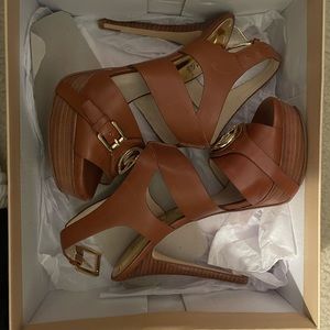 Candace platform Michael Kors